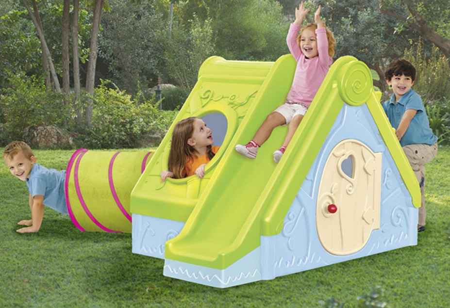 NEW Keter Funtivity Indoor & Outdoor Playhouse with Slide Ladder & Tunnel